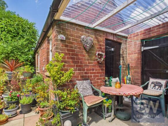 4 bed Detached for sale Image 12