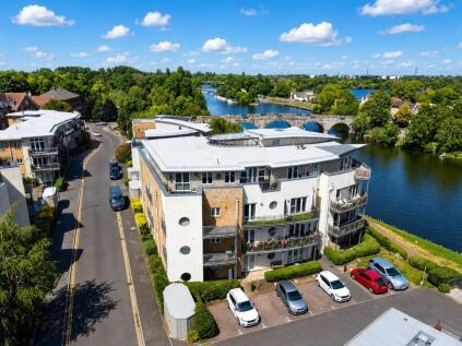 Bridge Wharf, Chertsey