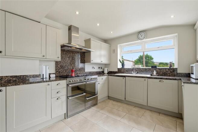3 bed Terraced for sale Image 12