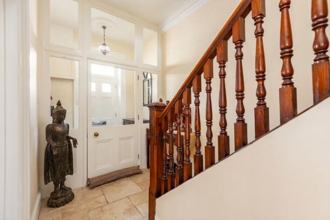 5 bed Semi-Detached for sale Image 12