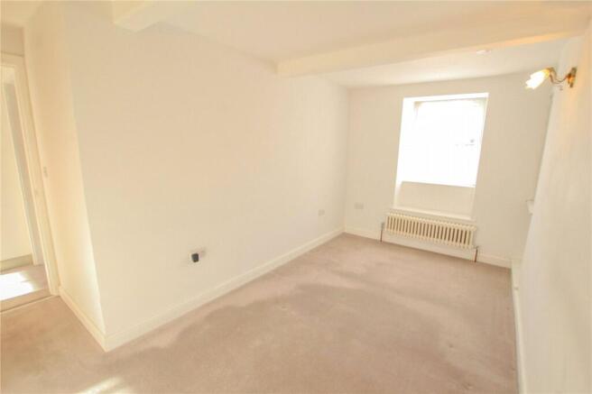2 bed Terraced for sale Image 8