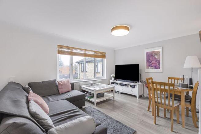 Open Plan Kitchen / Living / Dining