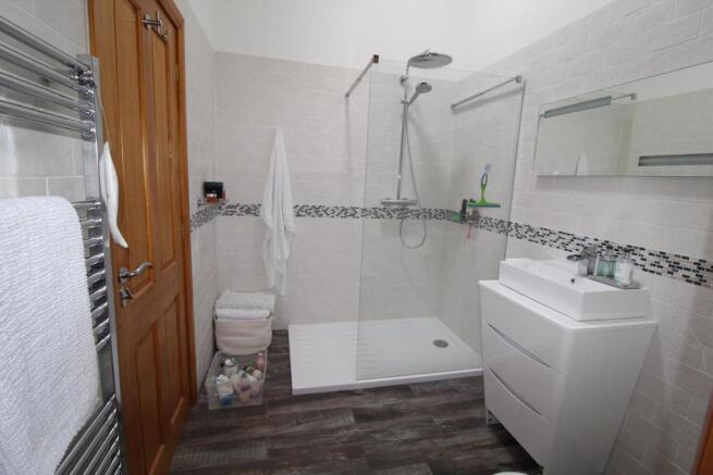 Bed 1 En-Suite