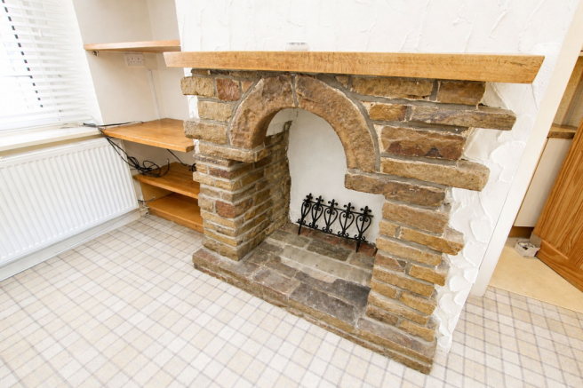 2 bed Terraced for sale Image 8