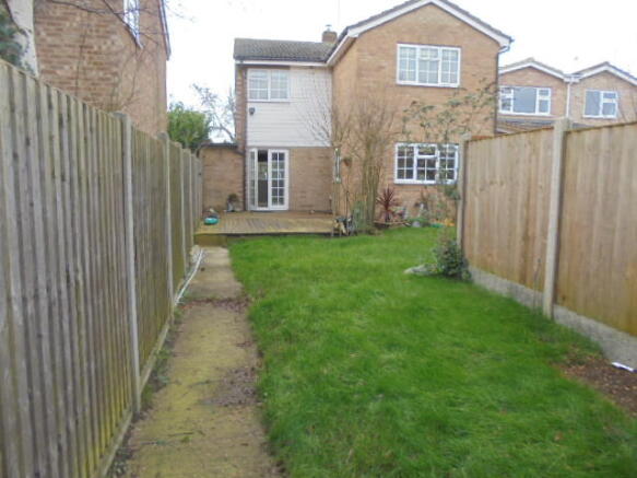 Large garden with de