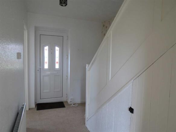 Entrance Hallway: