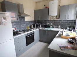 8, Compton Road, Leicester LE3 2AA