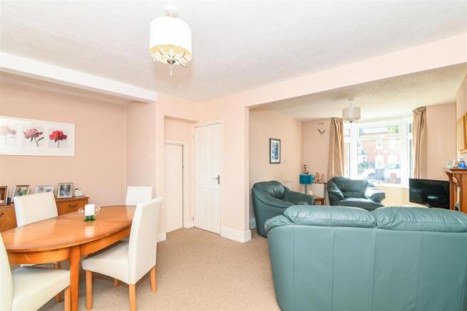 Dining Room.jpg