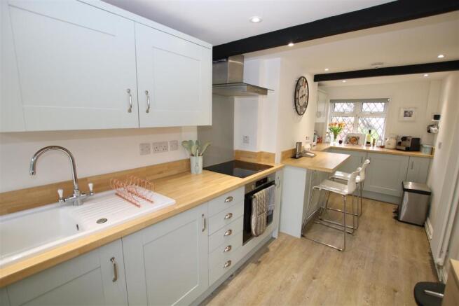 BREAKFAST KITCHEN