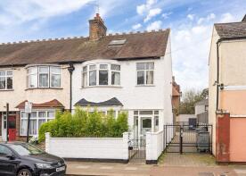 6, Ravenstone Street, London SW12 9SS
