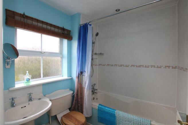 bath1.JPG