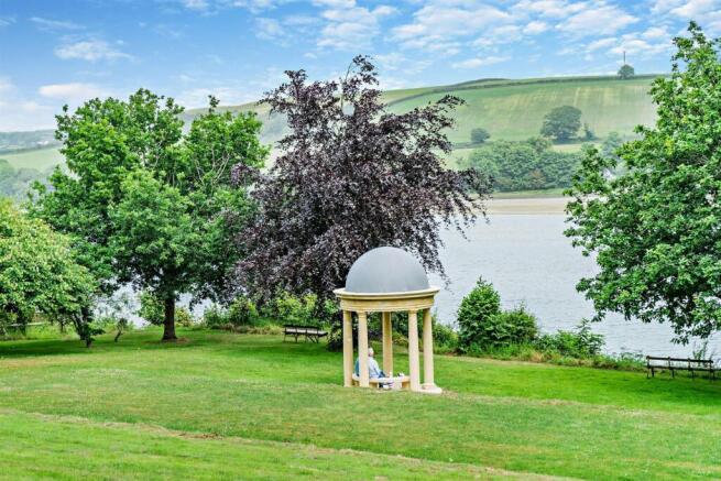 Gardens and river views