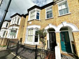 17, Seaview Road, Leigh-on-sea SS9 1AT