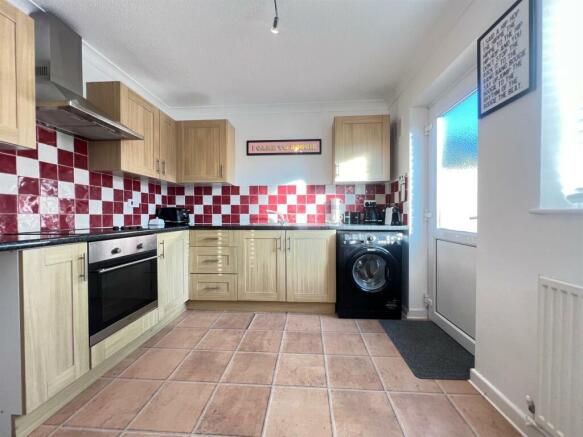 Kitchen / Breakfast Room