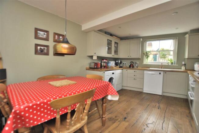 Kitchen dining room