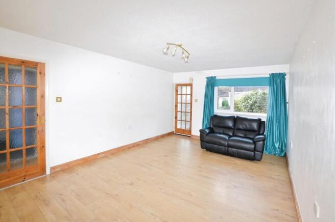 Velland Avenue, Torquay, Devon photo 4
