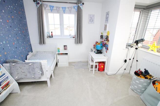 Bedroom 2.JPG