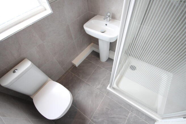 5 bed End of Terrace to rent Image 5