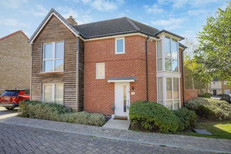 Arthur Maybury Close, Ashford, Kent, TN23