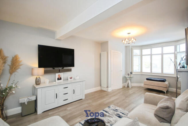 314d4fa8-Living 205.JPG