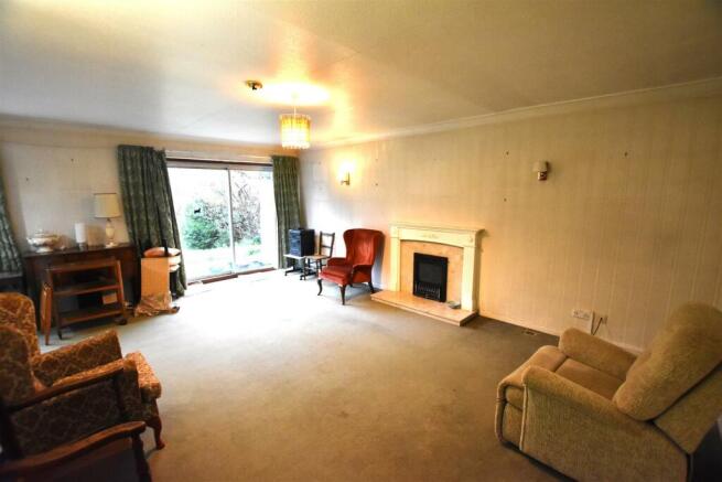 18 Old Road North - sitting room (brochure).JPG