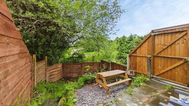 2 bed Terraced for sale Image 9