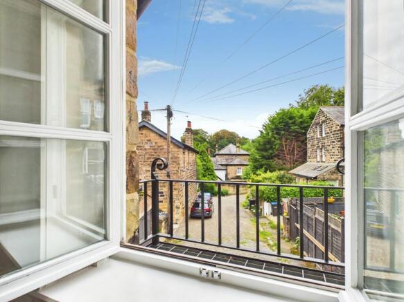 2 bed Flat to rent Image 4