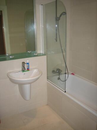 Main bathroom