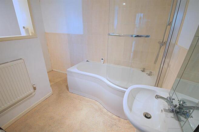 Bathroom.jpg