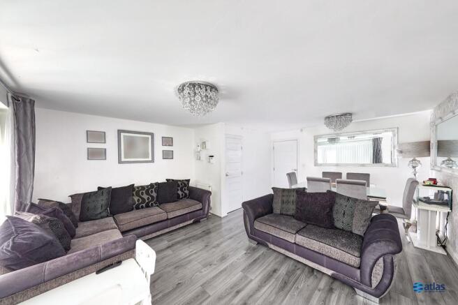 Living Room/Dining Space