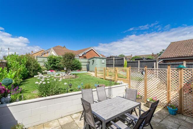 1 Berry Close, Ravenstone