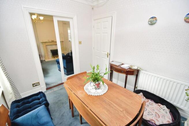 3 bed Detached Bungalow for sale Image 10