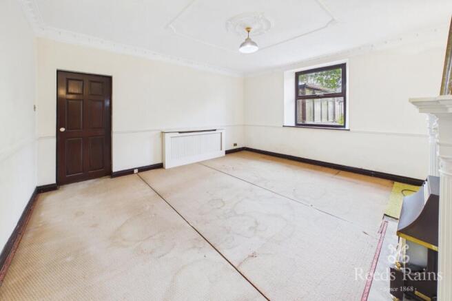 4 bed Detached for sale Image 12