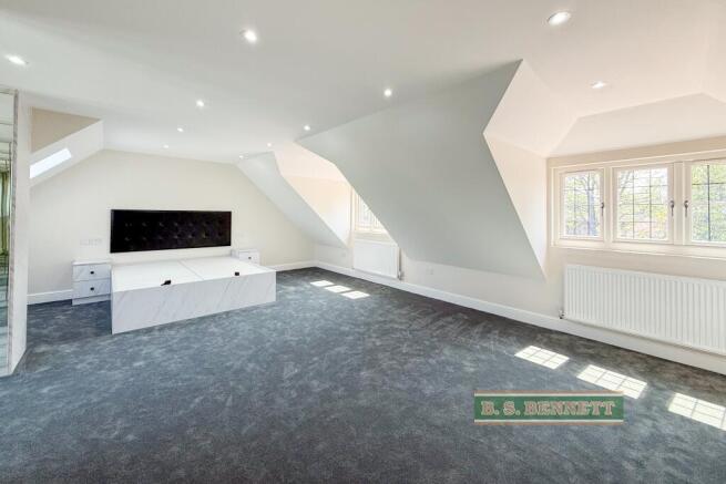 Principal bedroom