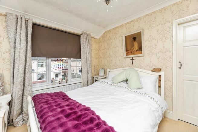 3 bed Semi-Detached for sale Image 9