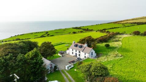 Erwan Fach, Llangrannog, Ceredigion, SA44 6DN
