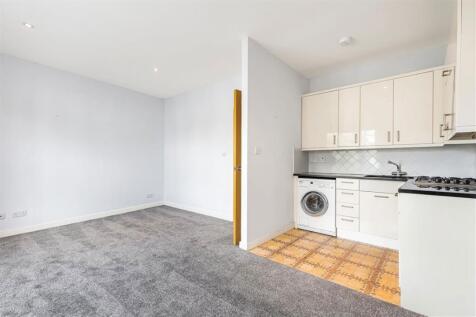 Castelnau, Barnes