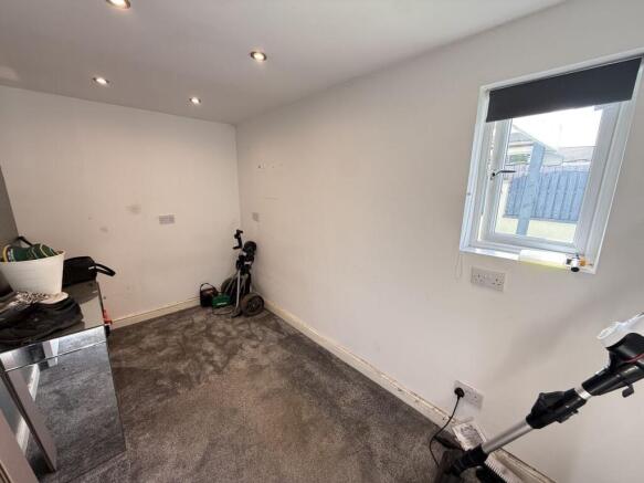 4 bed Town House for sale Image 10