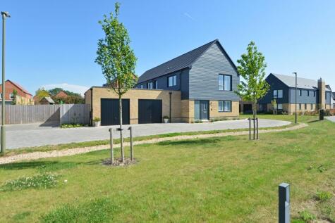Romaine Road, Cranleigh, GU6