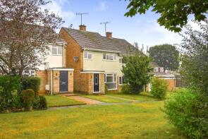 62, Bartons Drive, Yateley GU46 6DP