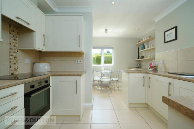 3 bed Detached for sale Image 5