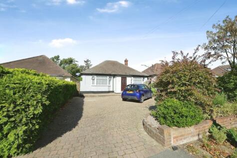 Purfleet Road, Aveley, South Ockendon, RM15