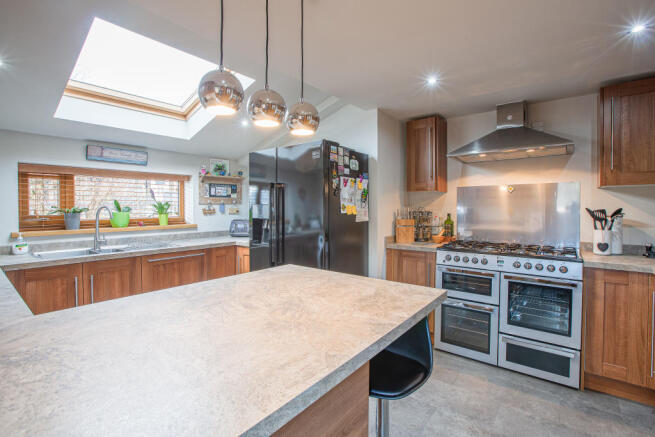 Stunning Breakfast Kitchen Pic2