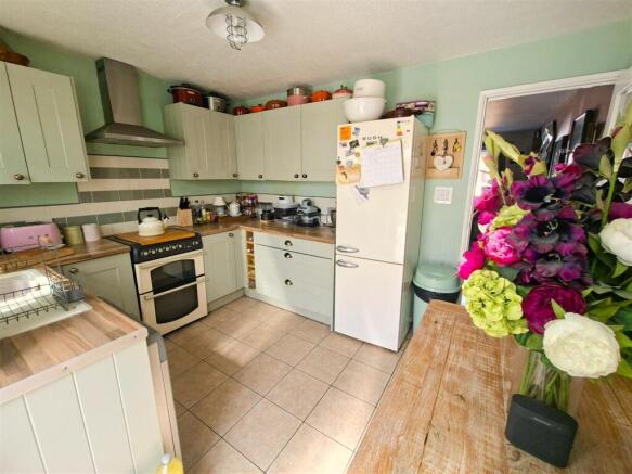 Cherry Tree Croft, Acocks Green, Birmingham photo 4