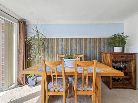 3 bed Semi-Detached for sale Image 5