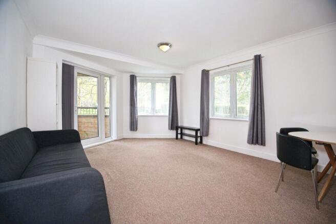 Living/Dining Area