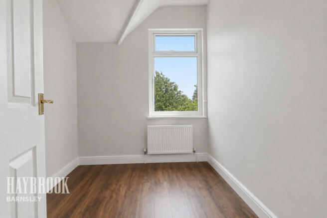 3 bed Terraced for sale Image 11