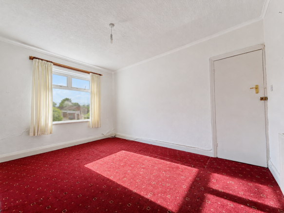3 bed Semi-Detached for sale Image 7