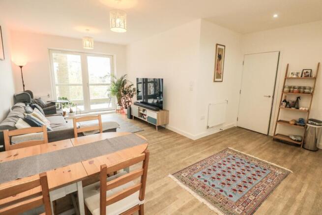 Kitchen dining