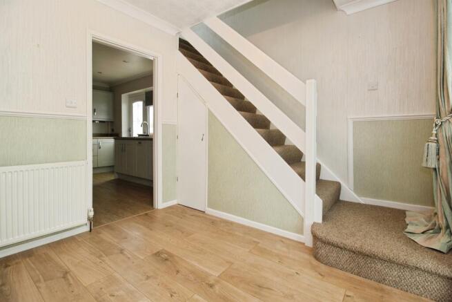 3 bed Semi-Detached for sale Image 8